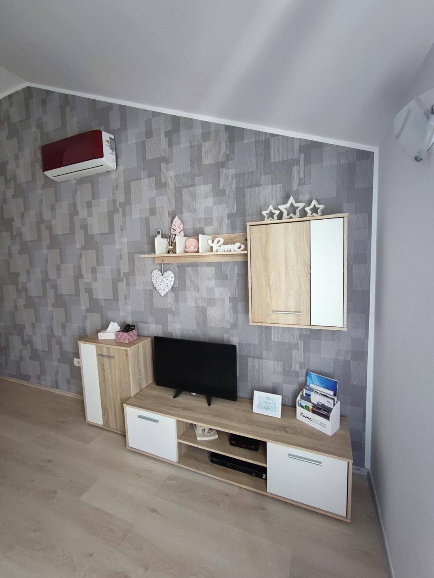 Apartment Nika Umag Kültér fotó
