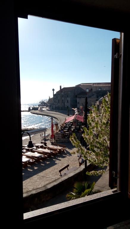Apartment Nika Umag Kültér fotó