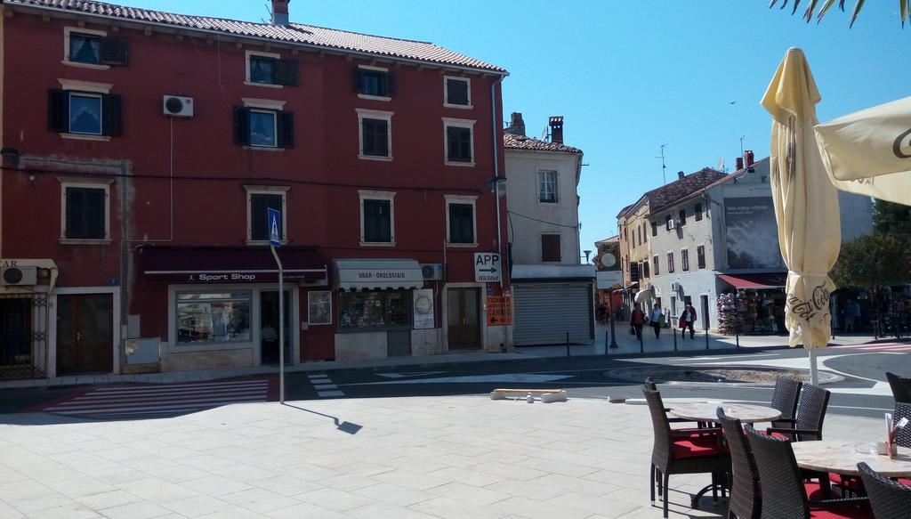 Apartment Nika Umag Kültér fotó